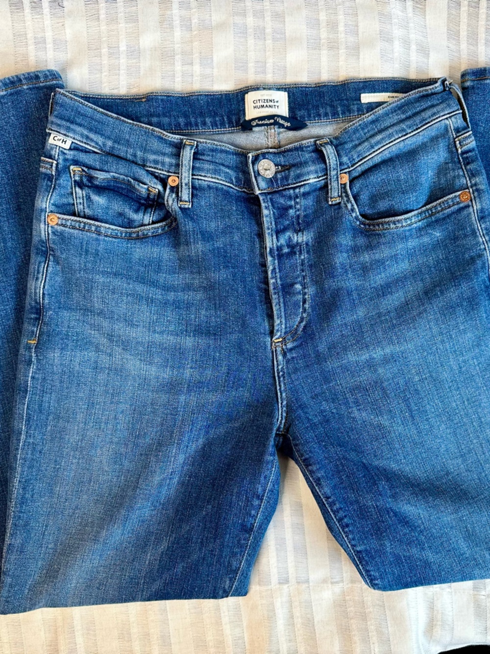 Citizens Of Humanity Slim Men’s Jeans in Medium Blue Wash